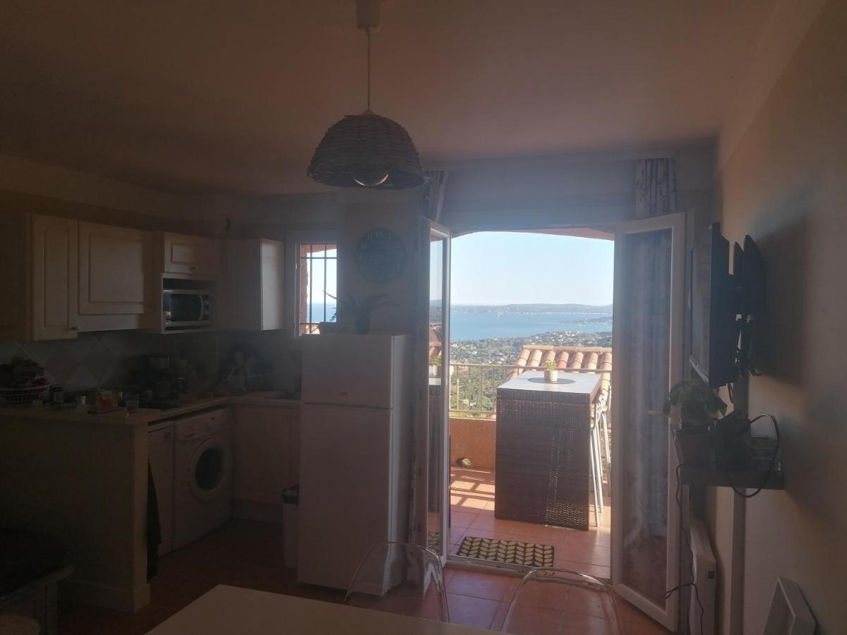 Tres Bel Appartement T3 Avec Splendide Vue Mer Les Issambres Exterior foto